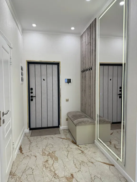 Tour Lumiere in Bay Tash Tower