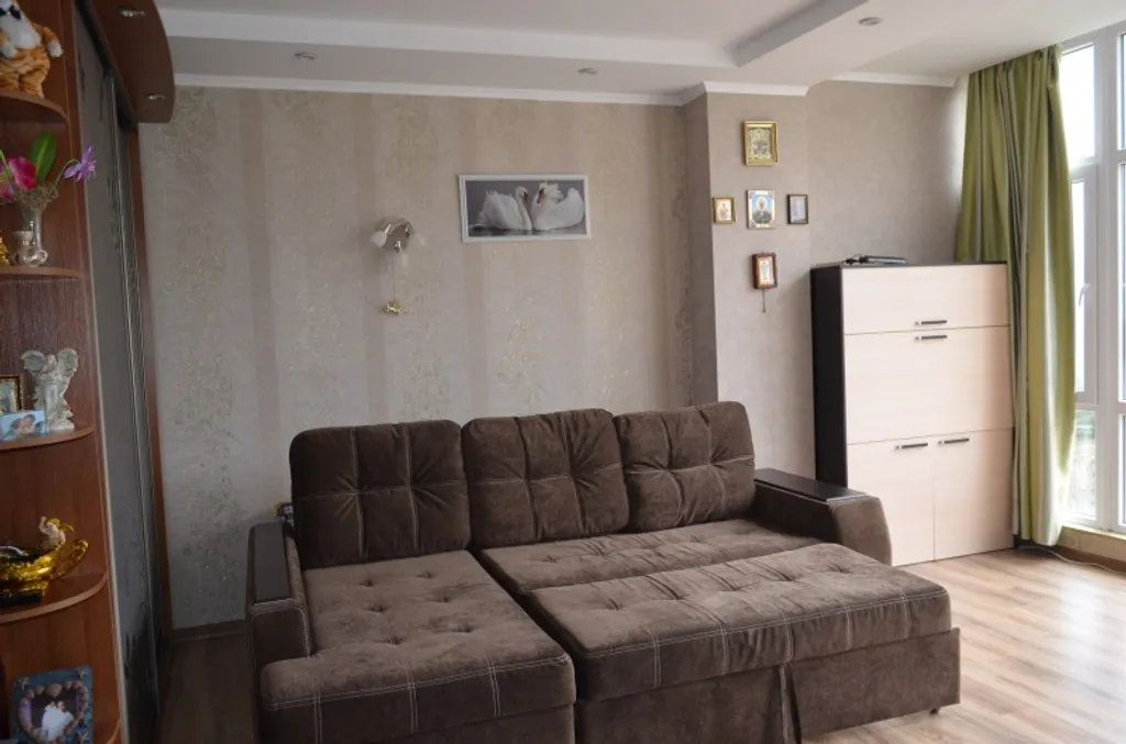 Апартаменты новые с видом на море, горы в новом доме над форосским парк