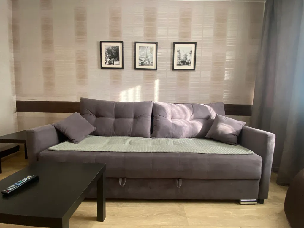 Квартира Двухкомнатная квартира в центре — Красноярск