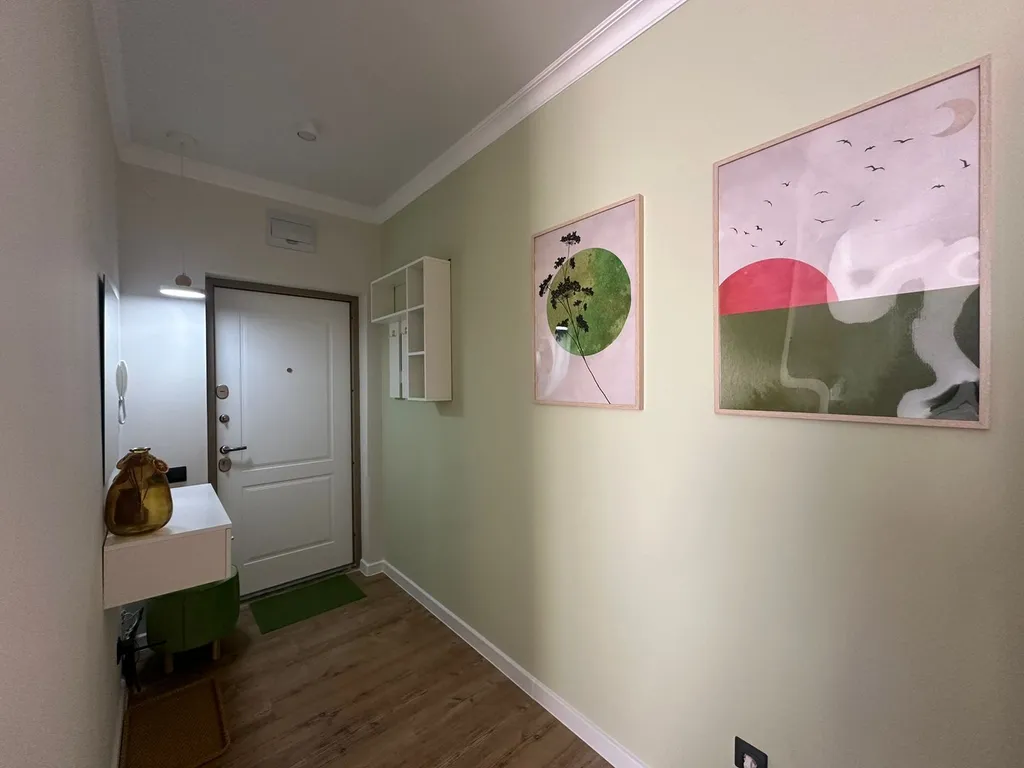 Стильная студия в доме комфорт класса с шикарным видом