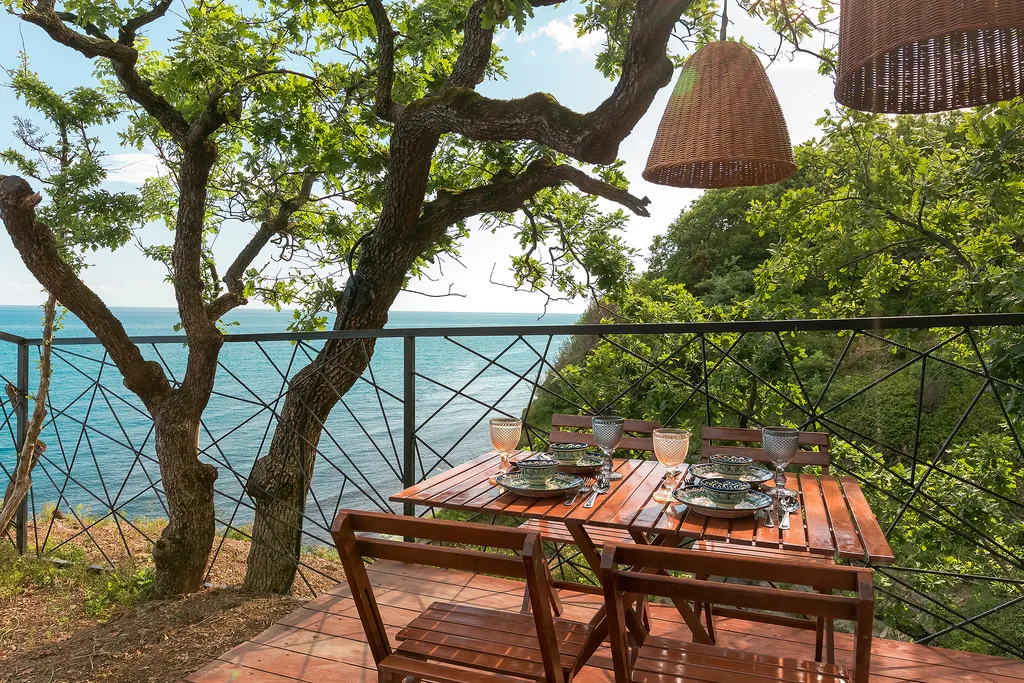 Панорамные апартаменты делюкс с террасой и видом на парк