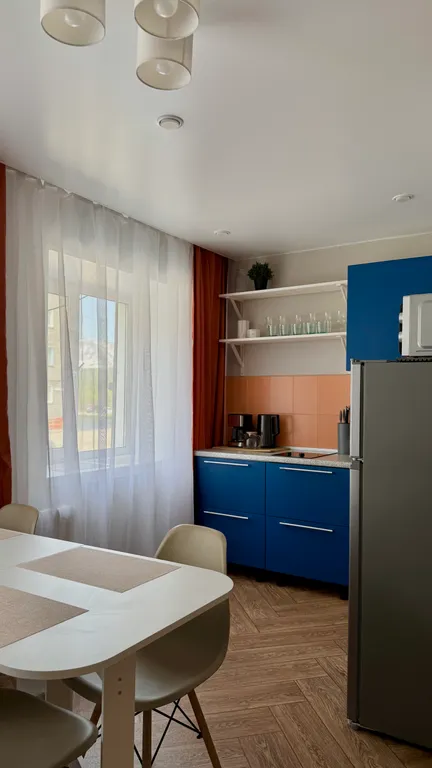 Уютная евротрешка с большой гостиной и двумя изолированными спальнями