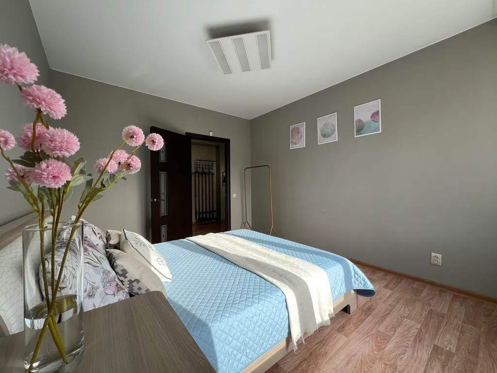 Двушка на Саянах с 2-мя кроватями. Не берем оплату за финальную уборку