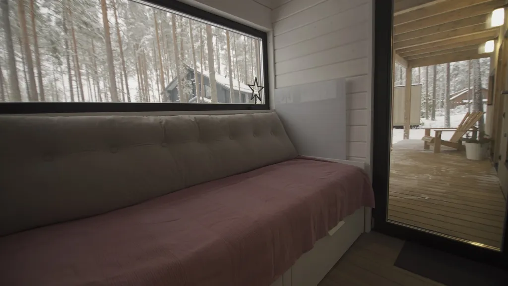 Коттедж под соснами