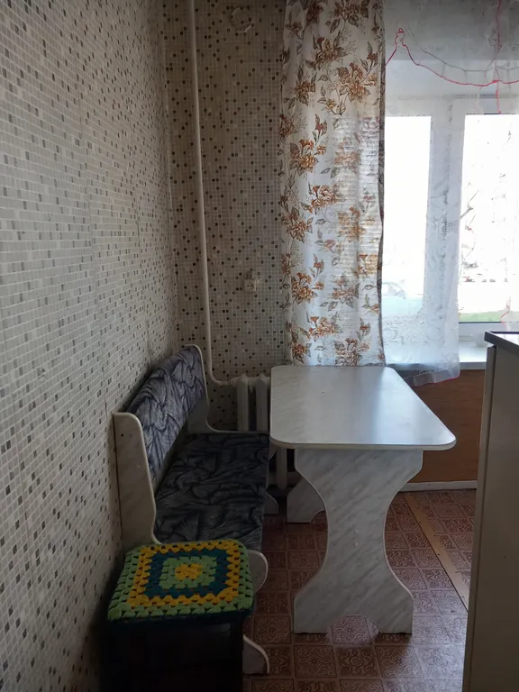 Квартира в спокойном районе, наличие мест парковки во дворе