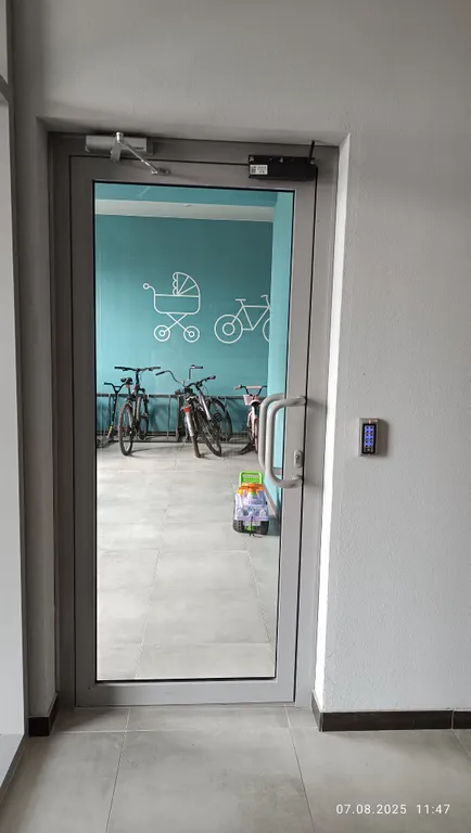 Уютная квартира на берегу озера, с собственным пляжем.