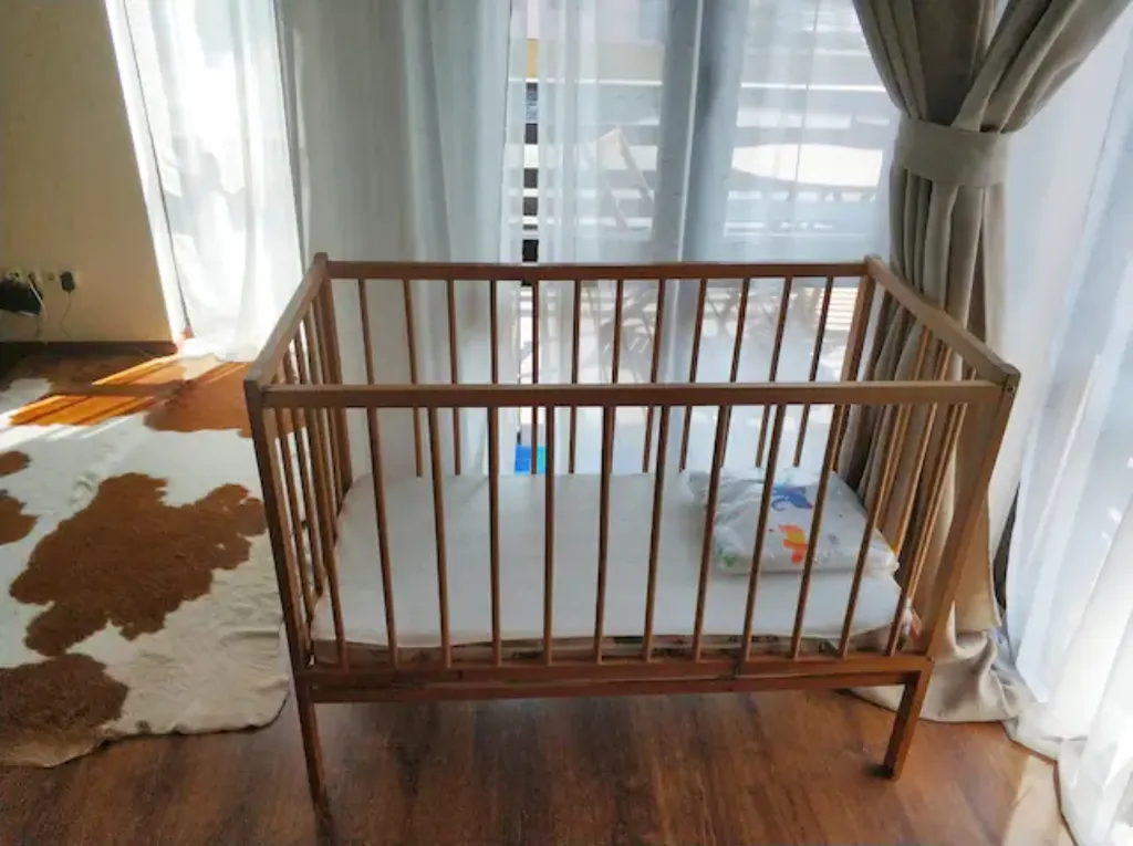 Квартира с балконом с видом на горы