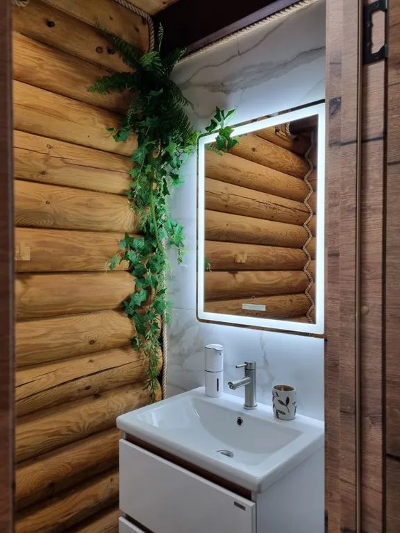 Коттедж с термальным бассейном и баней Green House