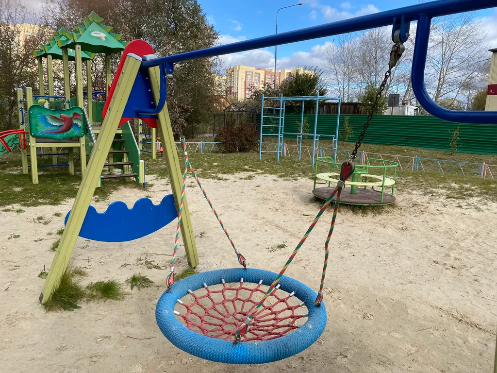 Через дорогу от ЛетоЛето Яркая 1+ квартира