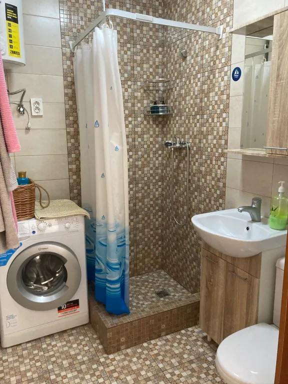 Студия возле санатория Днепр