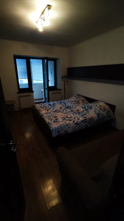 Просторная квартира в новом доме, центр города