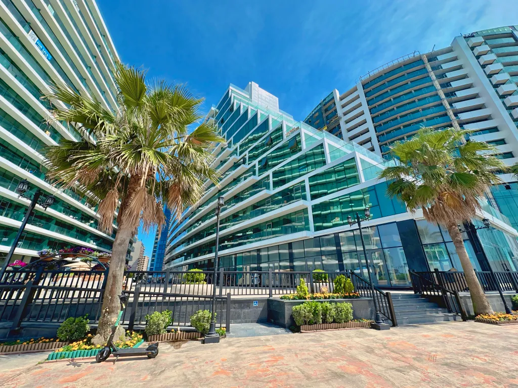 Апартамент на первой линии моря Sea apart Batumi View