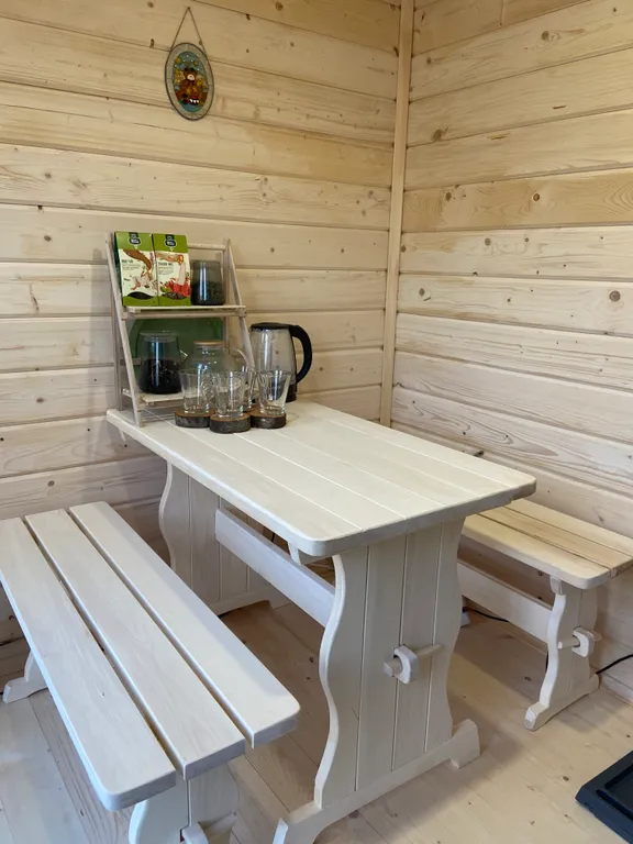 Домик в березах с баней