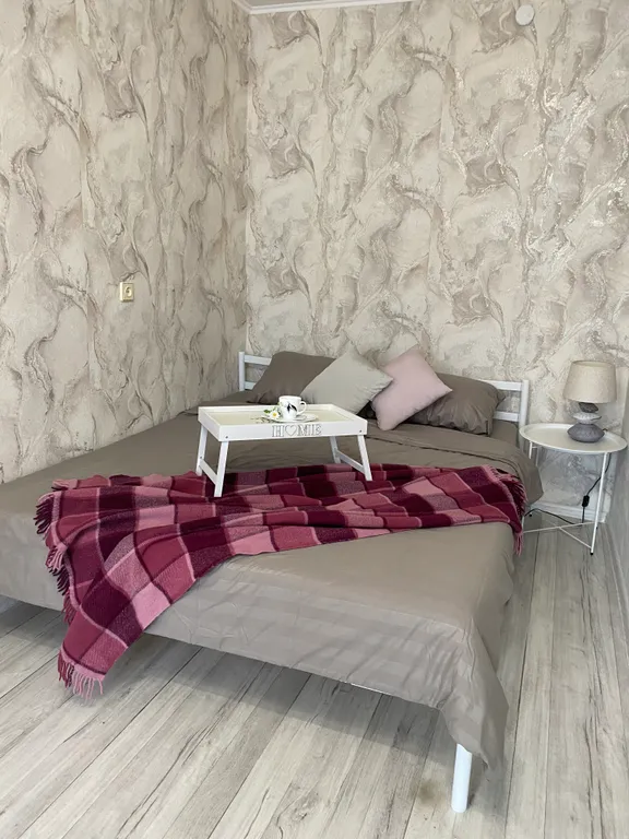 Уютная однокомнатная квартира — аренда посуточно в Нягань