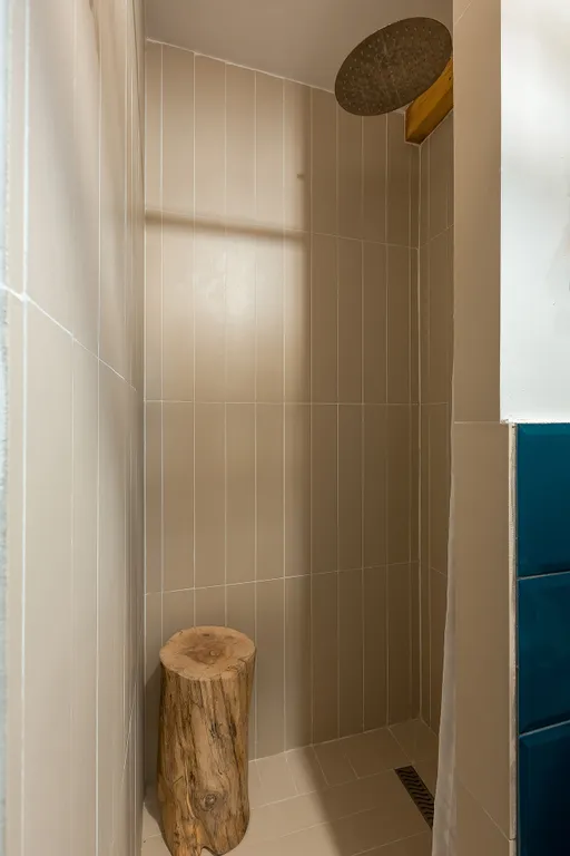 Панорамные апартаменты с террасой и видом на море