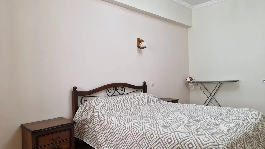 Уютная квартира возле стадиона — аренда посуточно в Алушта