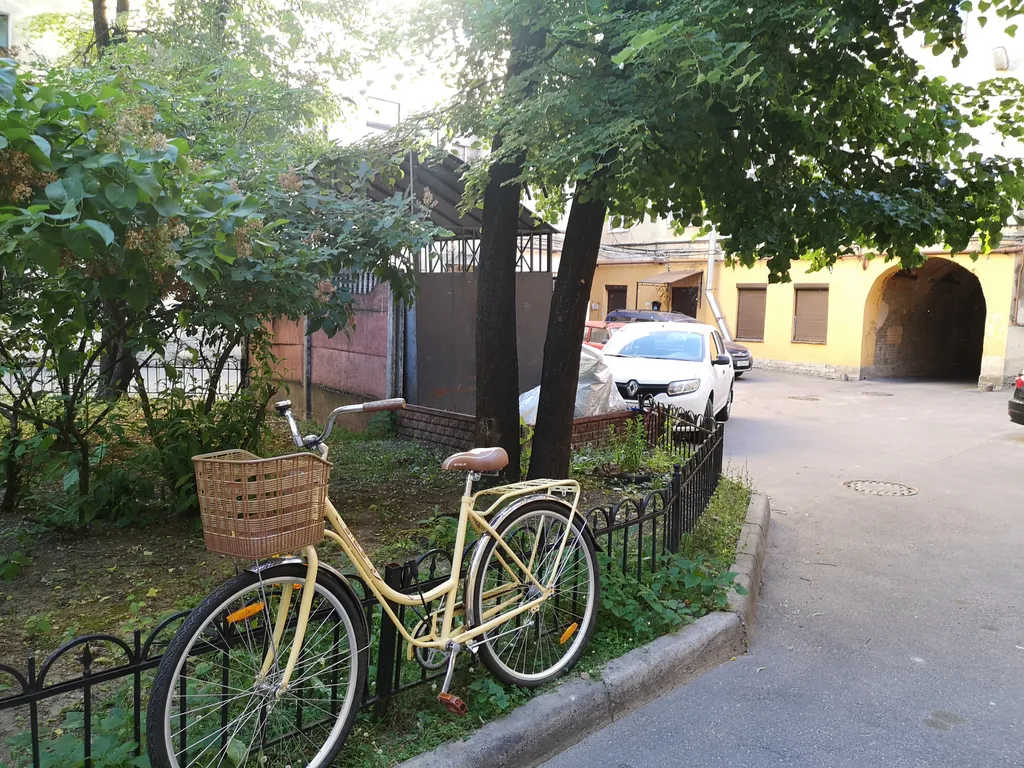 Уютная студия на троих