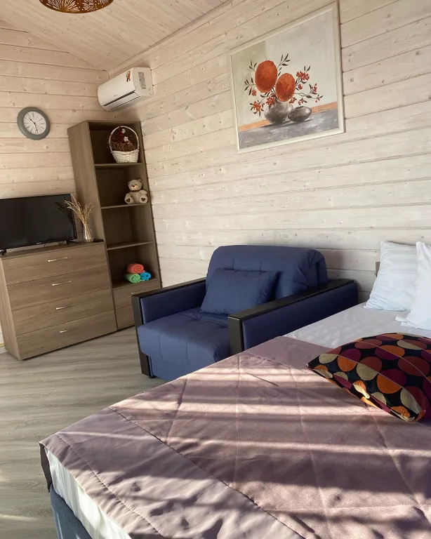 Коттедж Дом 1 с бассейном и питанием, первая линия — Кучугуры