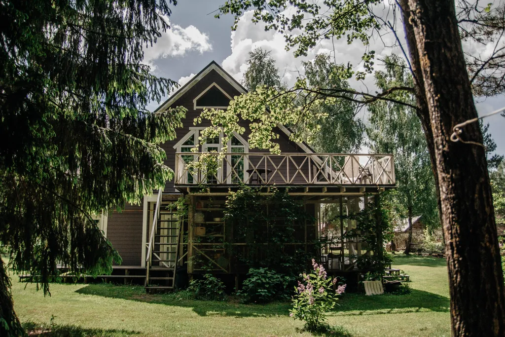 Квартира Мансардный номер - студия на двоих с террасой — аренда посуточно в Нарочь