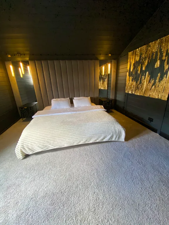 Загородный дом Loft lodge на берегу реки Ангара