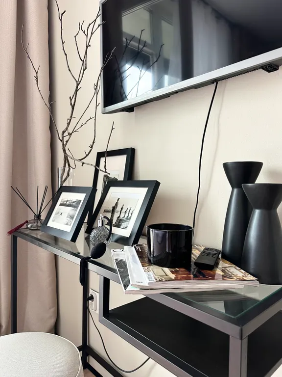 Квартира-студия с панорамным видом в окружении парков