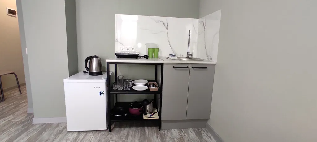 Уютная комната с видом на море