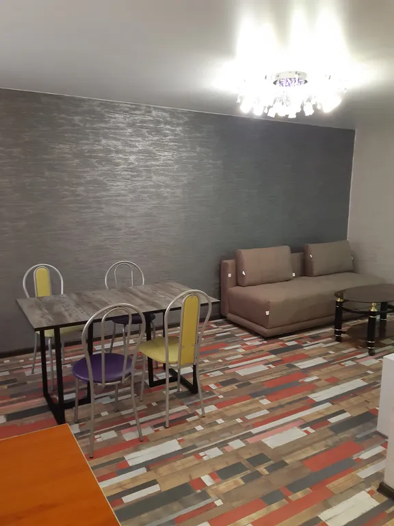 Просторная с большой кухней-гостиной