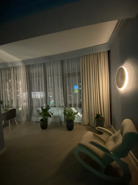 Дизайнерская квартира у берега моря