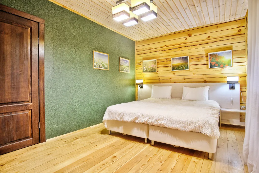 Коттедж с сауной и бассейном