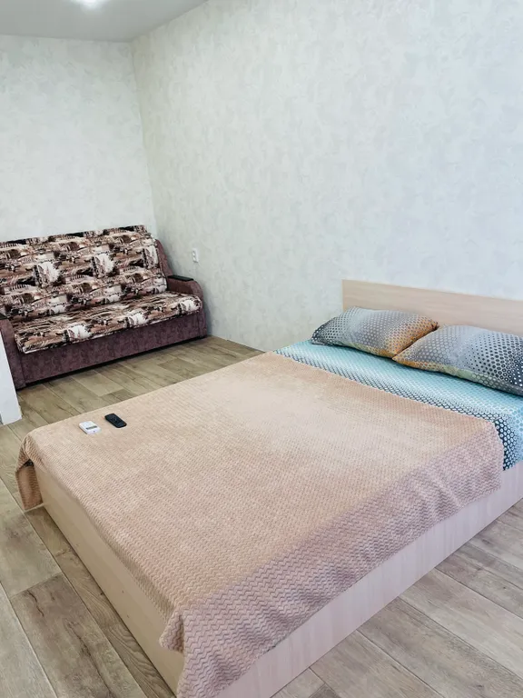 Уютная квартира в центре города — аренда посуточно в Волжский