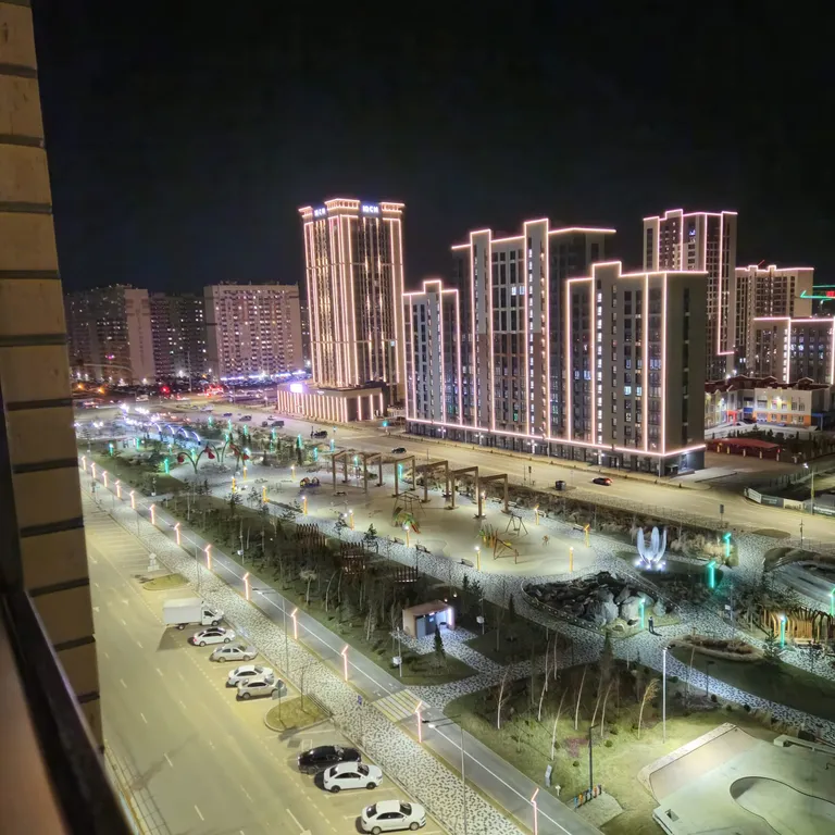 Апартаменты VVA / Сквер Героев России