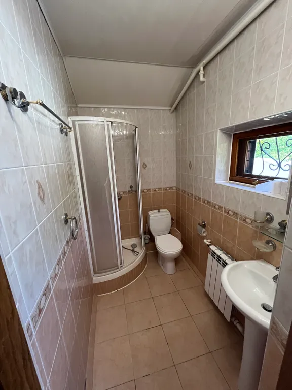 Коттедж Домик в лесной тиши недалеко от моря — Геленджик