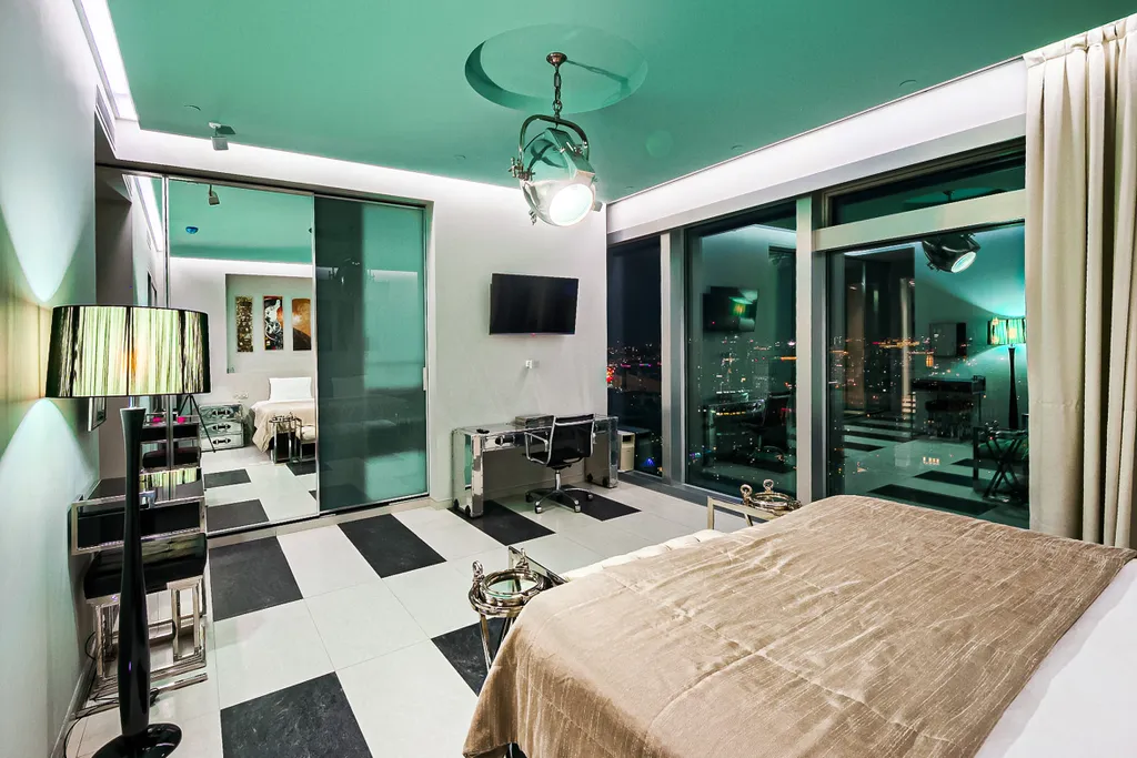 Угловой апартамент Город столиц