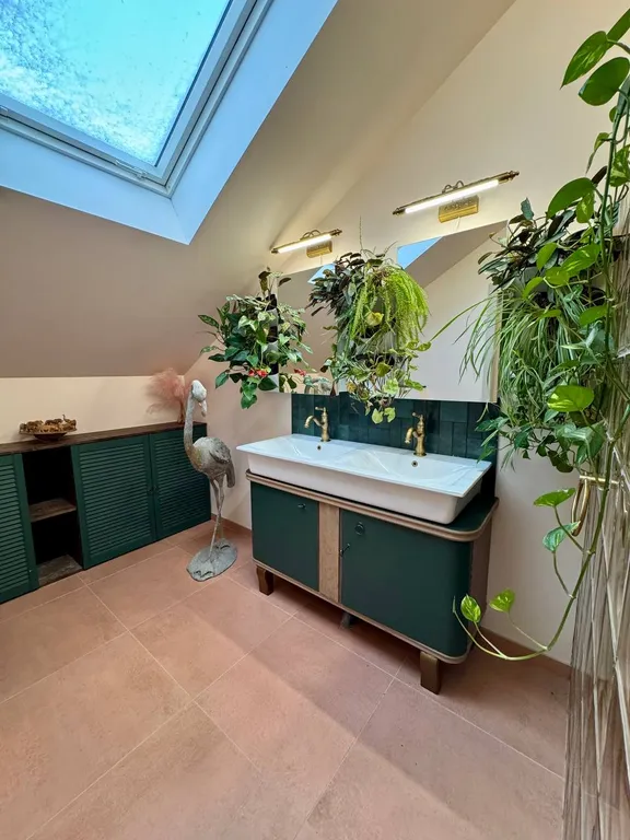 Уютный дизайнерский дом с сауной у самого леса