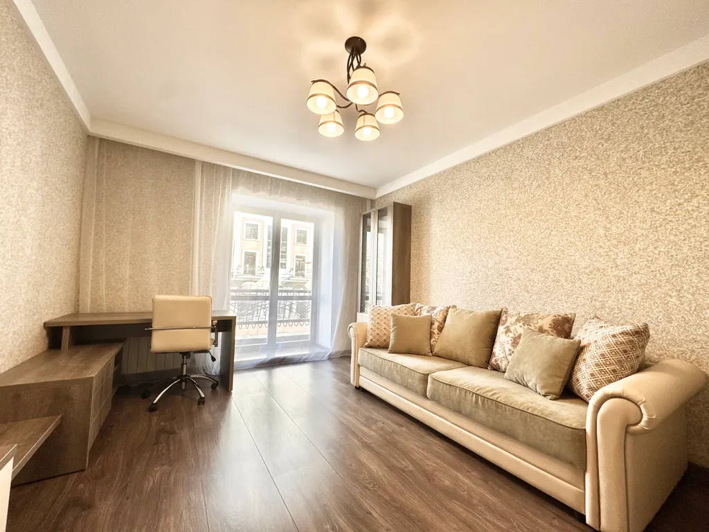 Апартамент на пешеходной улице