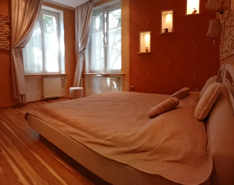 "Студия Чайковского" в центре Калининграда