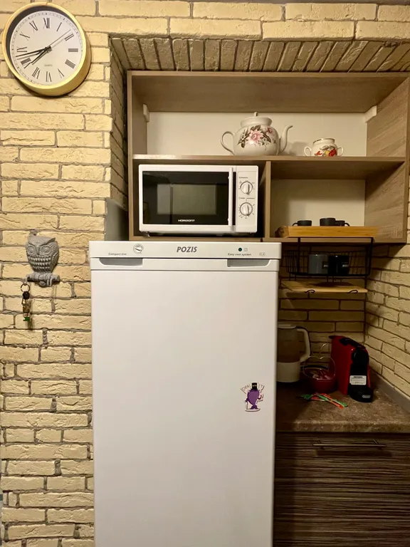 Двухкомнатная квартира с собственной террасой в неосоветском стиле