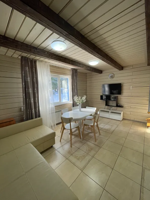 Коттедж Небольшой уютный дом рядом с пихтовым лесом — аренда посуточно в Шерегеш