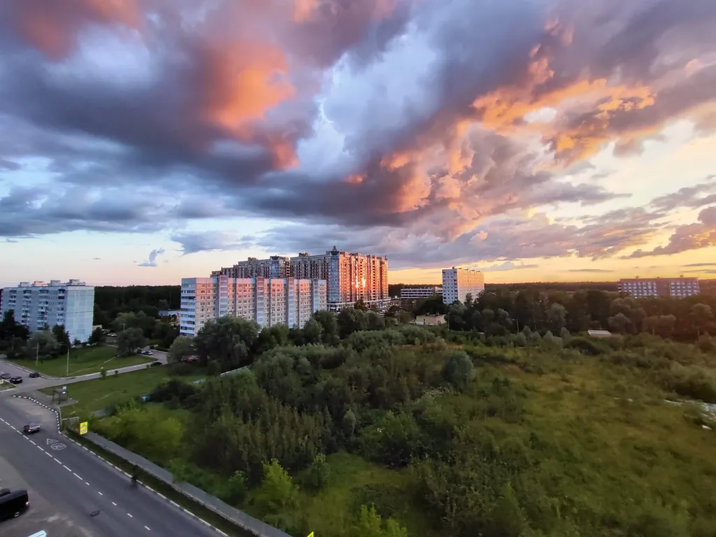 Однокомнатная квартира с панорамным балконом