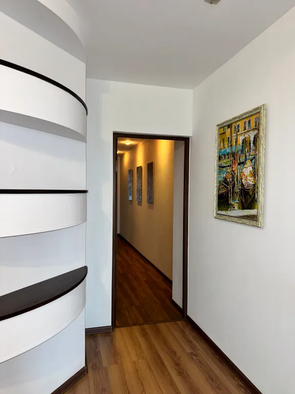 Современная квартира с видом на море и шаговой доступностью до центра