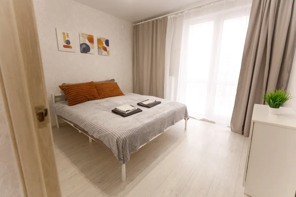 Большая квартира в новом доме — аренда посуточно в Мариуполь