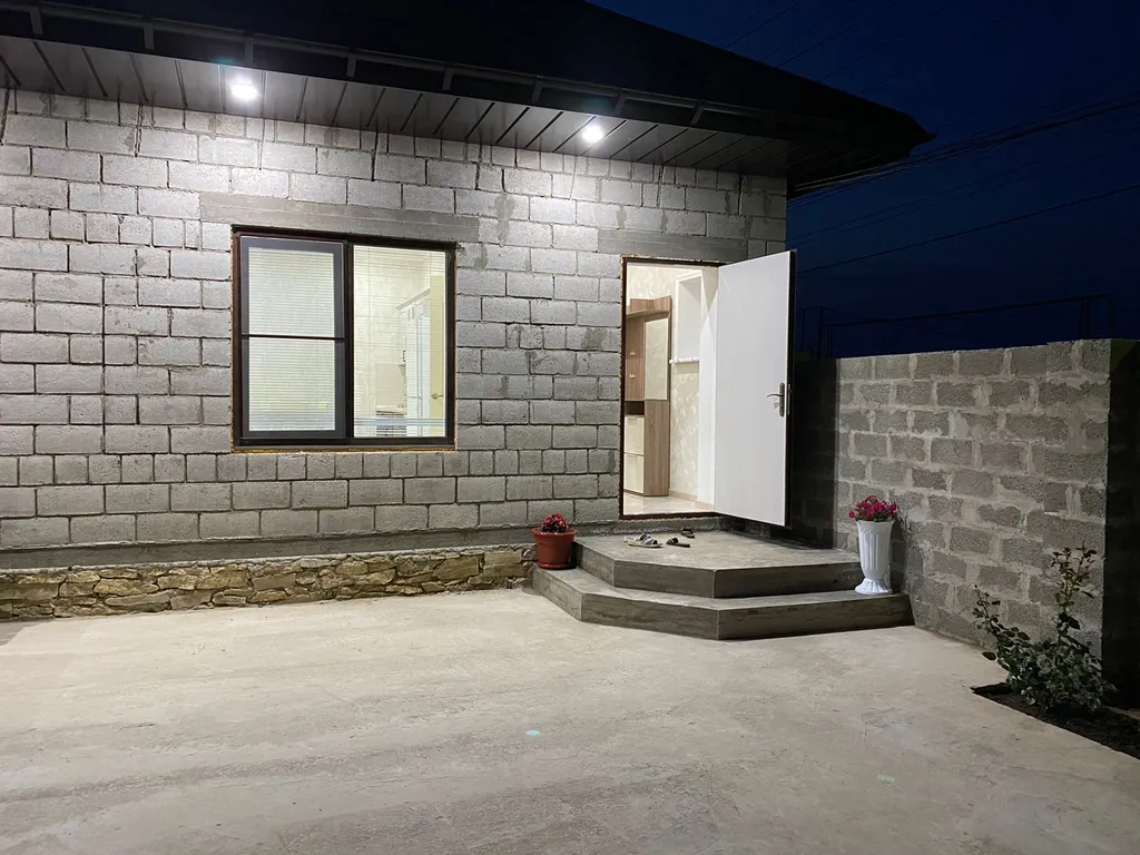 Дом недалеко от моря и горячего источника