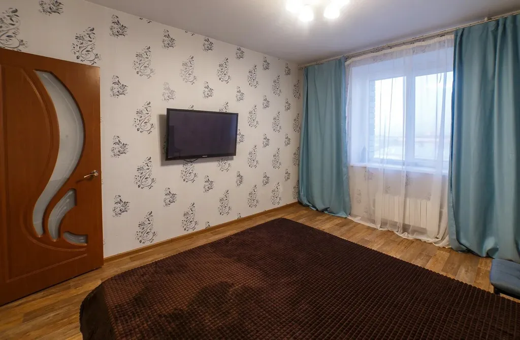 Уютные апартаменты на Заря, 16