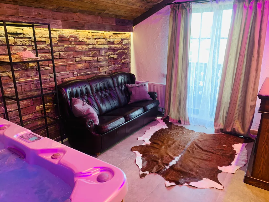 6-комнатный Дом