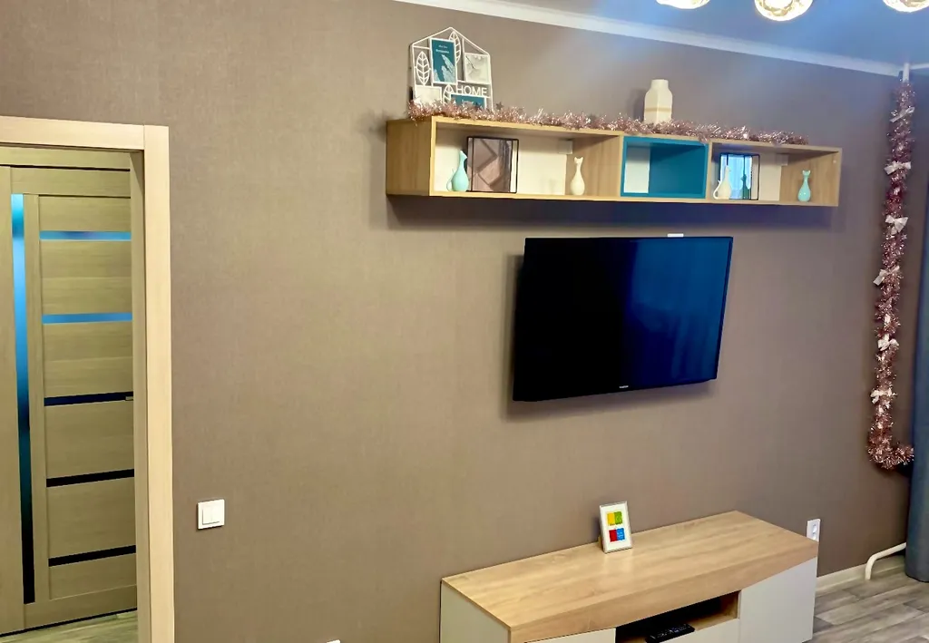 Пентхаус с видом на город. Круглая кровать+ диван