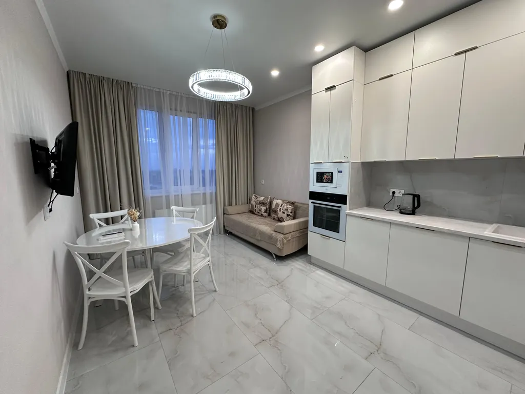 Квартира Квартира Уютная новая однушка с видом на озеро — Славянск-на-Кубани