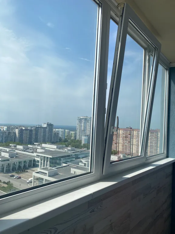 Квартира-студия с новым дизайнерским ремонтов в новом доме