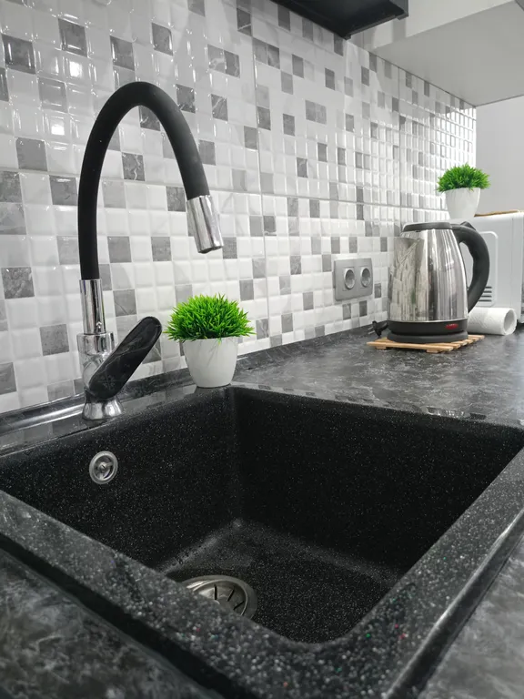 2 комнатная квартира возле школы МВД, Автовокзал, тк Маяк