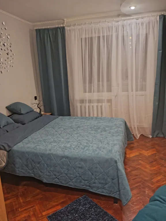 2-комнатная квартира в центре — аренда посуточно в Новоазовск