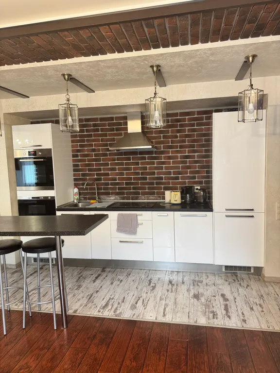 Квартира 3-х комнатная с джакузи, курить запрещено